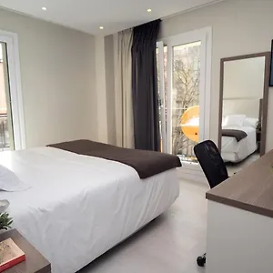 2* Hotel Ciudadela